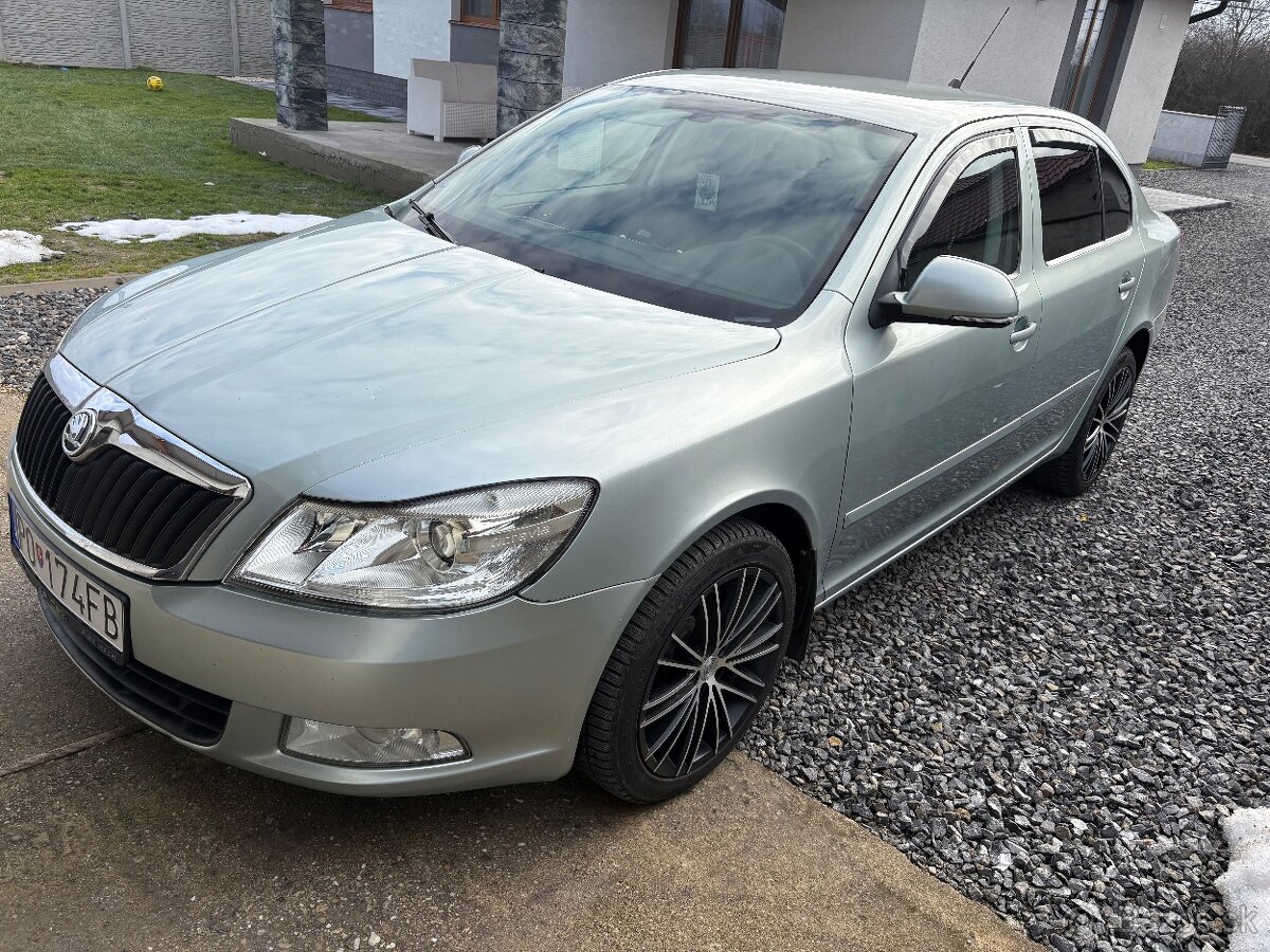 Skoda Octavia - 2