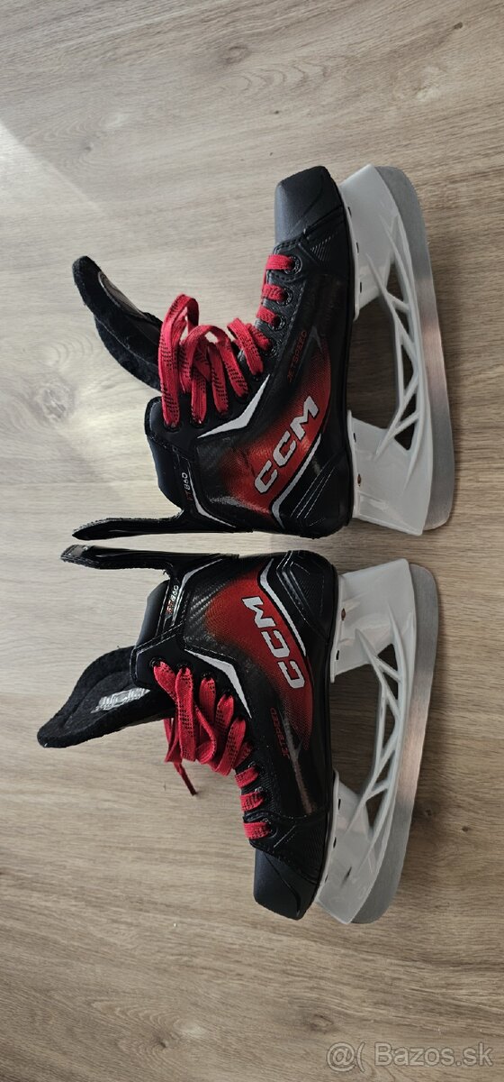 Hokejové korčule CCM JetSpeed FT860 - 2