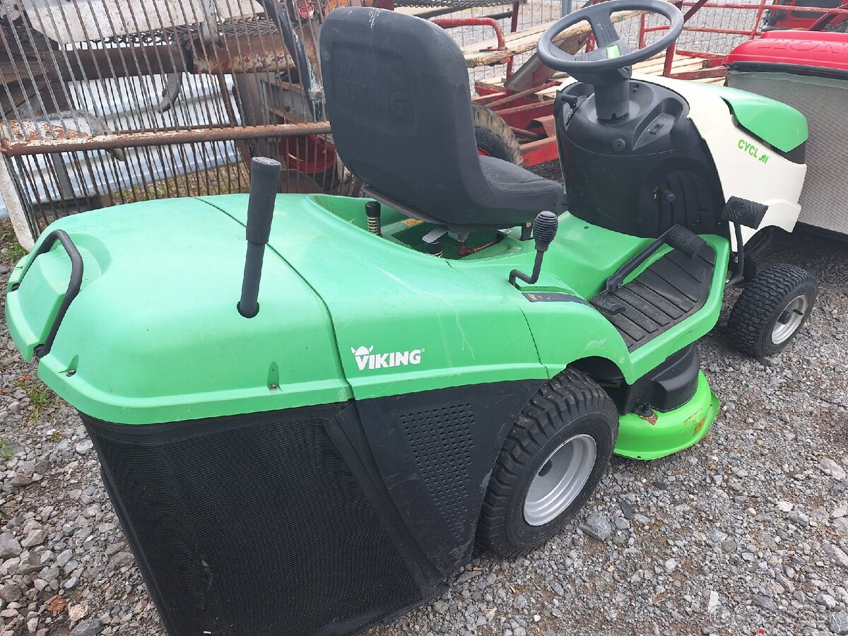 Traktorová kosačka viking - 2