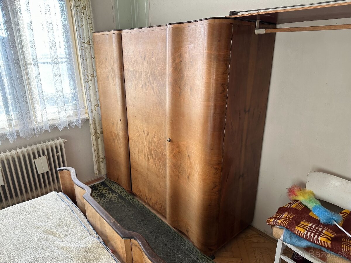 Predám set starožitných Art Deco skríň - 2