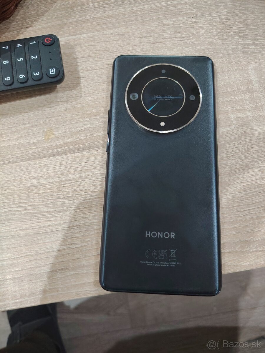 Predám mobilný telefón HONOR MAGIC 6 LITE - 2