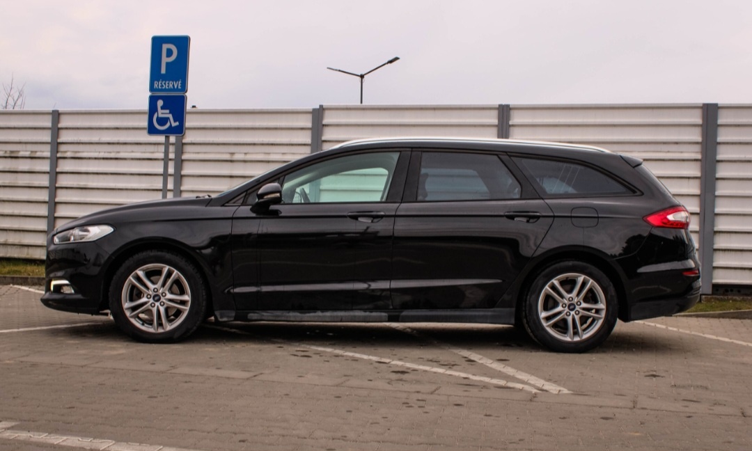 Ford Mondeo Combi 2.0 110kw - 2