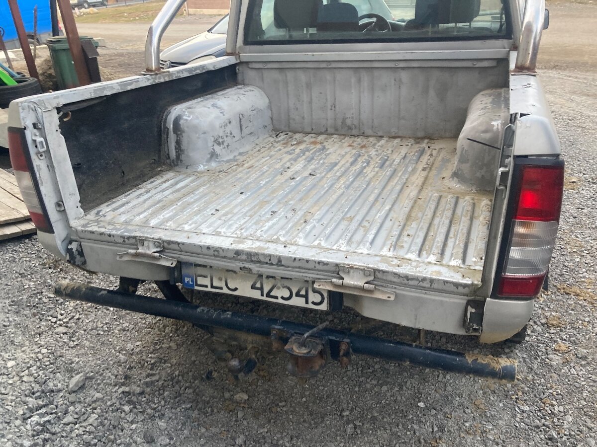 Nissan navara d22 - 2