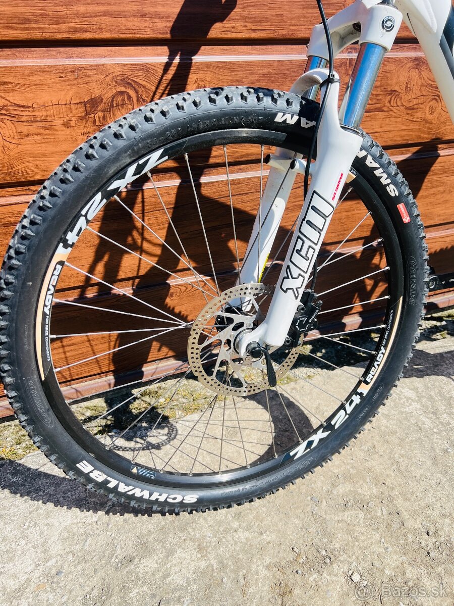 Predám bicykel značky CUBE - 2