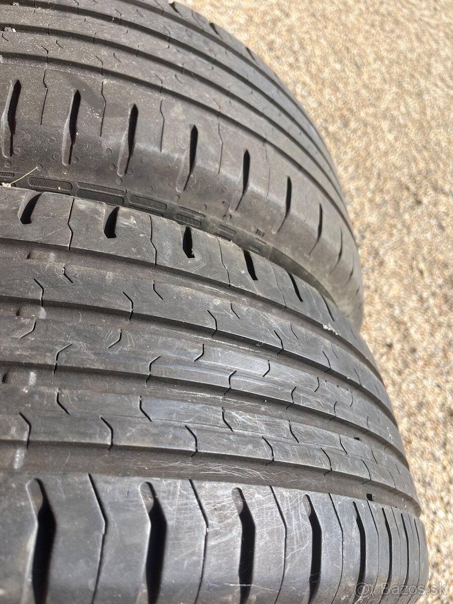 Continental 205/60 R16 - 2