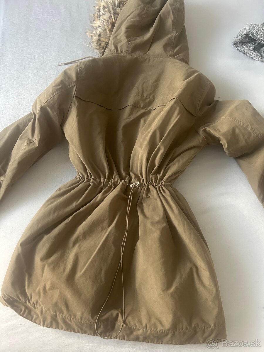 Zimna teplučka bundička - 2