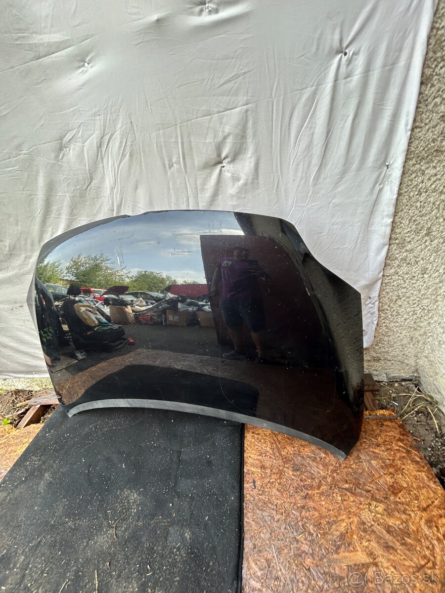 Predna kapota golf 5plus - 2