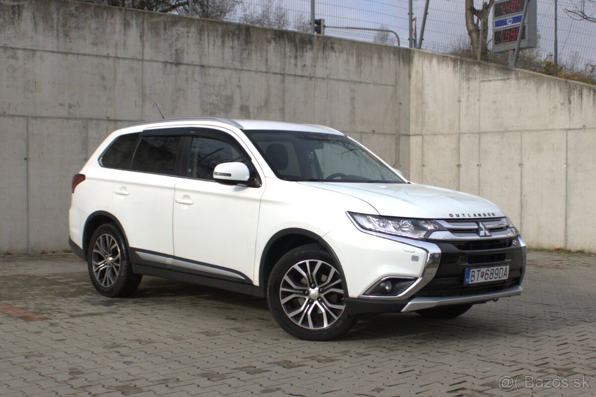 Mitsubishi Outlander 2.2 DI-D Intense+, 150k, 7 miestny - 2
