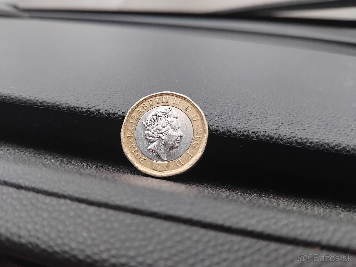 Minca Elizabeth II. One pound 2016 - - 2