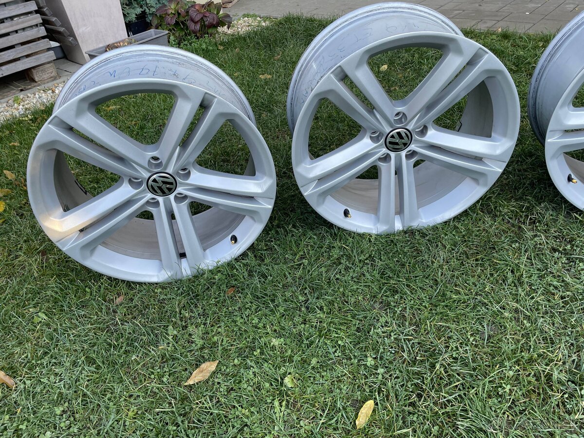 MALLORY orig.VW TIGUAN R-LINE 5x112 9j x19 ET 33 - 2