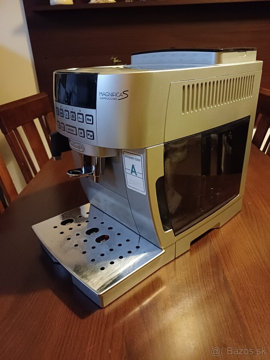 Kávovar Delonghi - 2