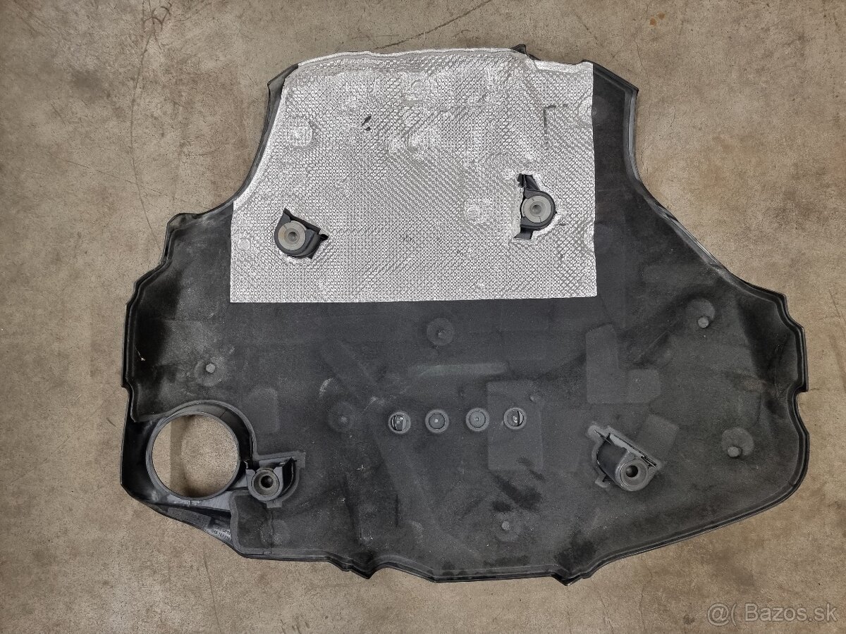 AUDI kryt motora 059103925BE - 2