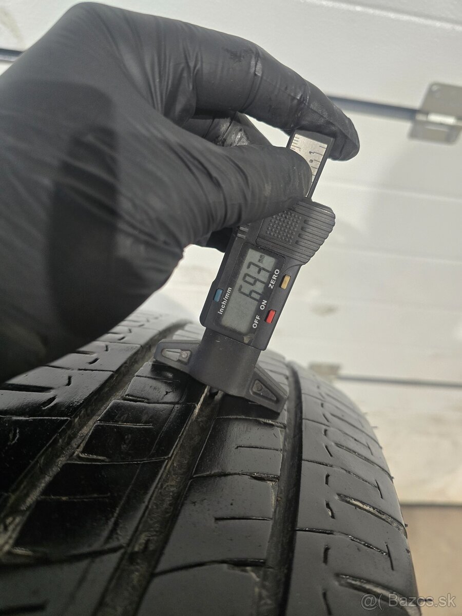 Letné Pneu Michelin Agilis 215/75 R16 C - 2