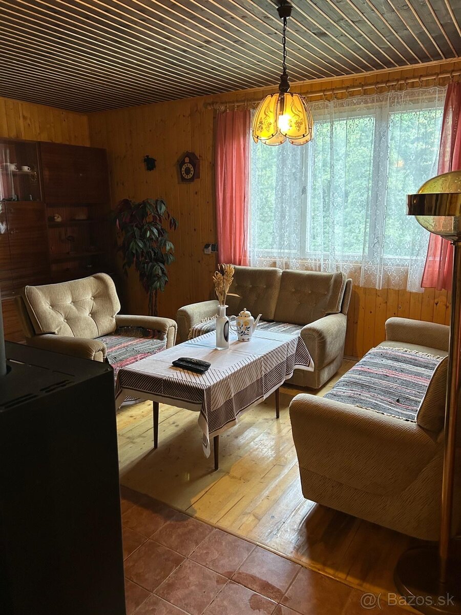 Predam chatu v Kálnici - 2