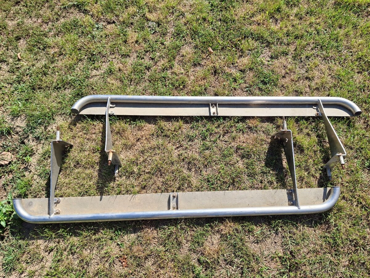 Suzuki grand vitara nášľapy. - 2