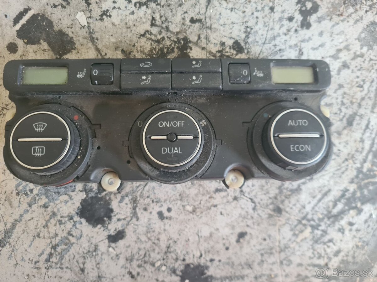 Tlačidlá a ine diely interiéru na VW Passat b6 - 2