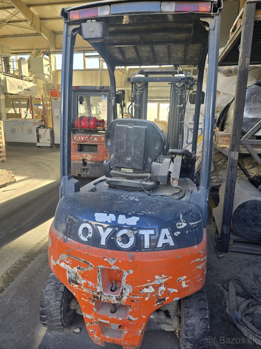 Predám VZV Toyota Traigo 16 - 2