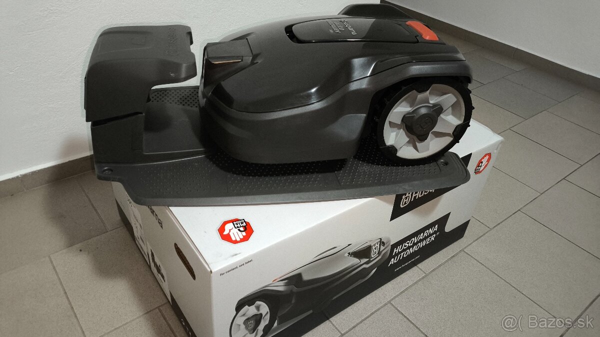 Robotická kosačka automower Husqvarna 305 + montážna sada - 2