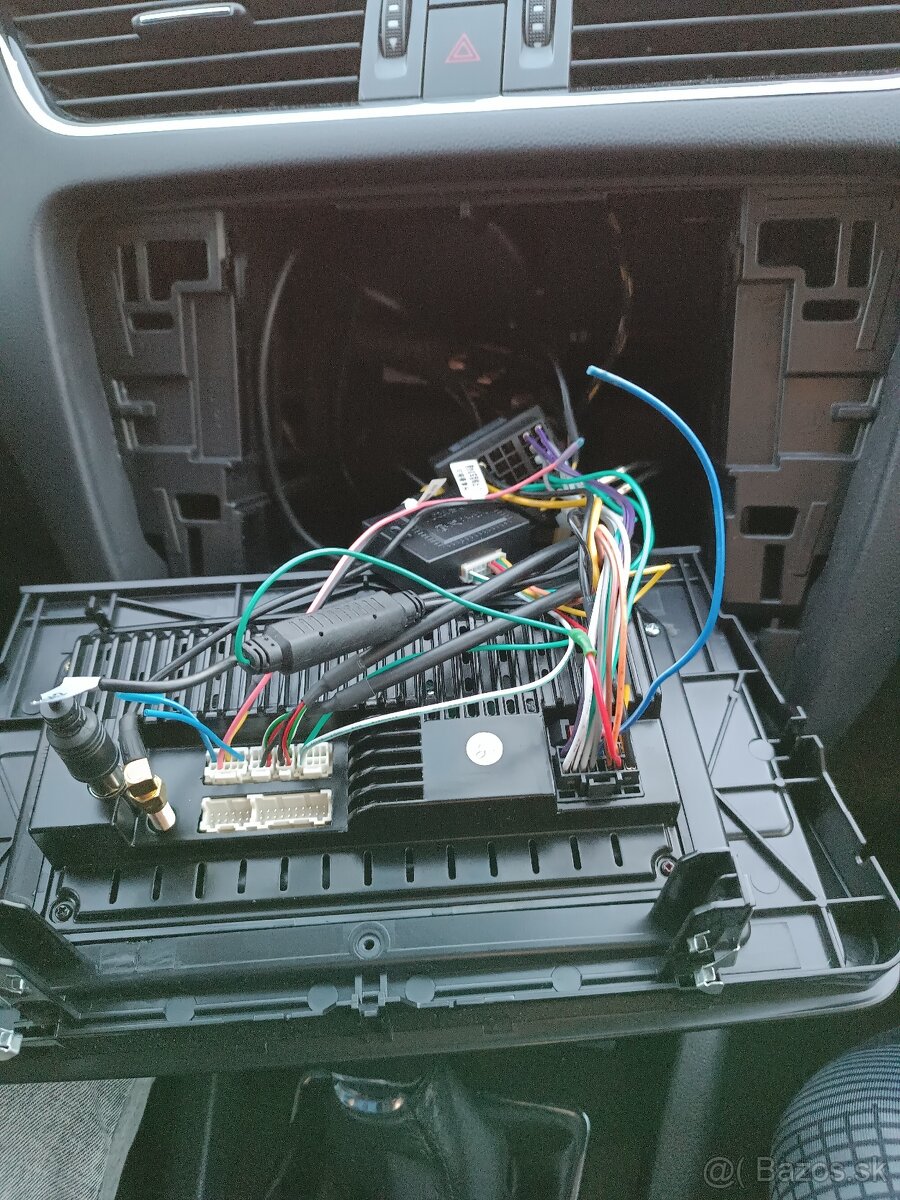 Hľadám na opravu - 2