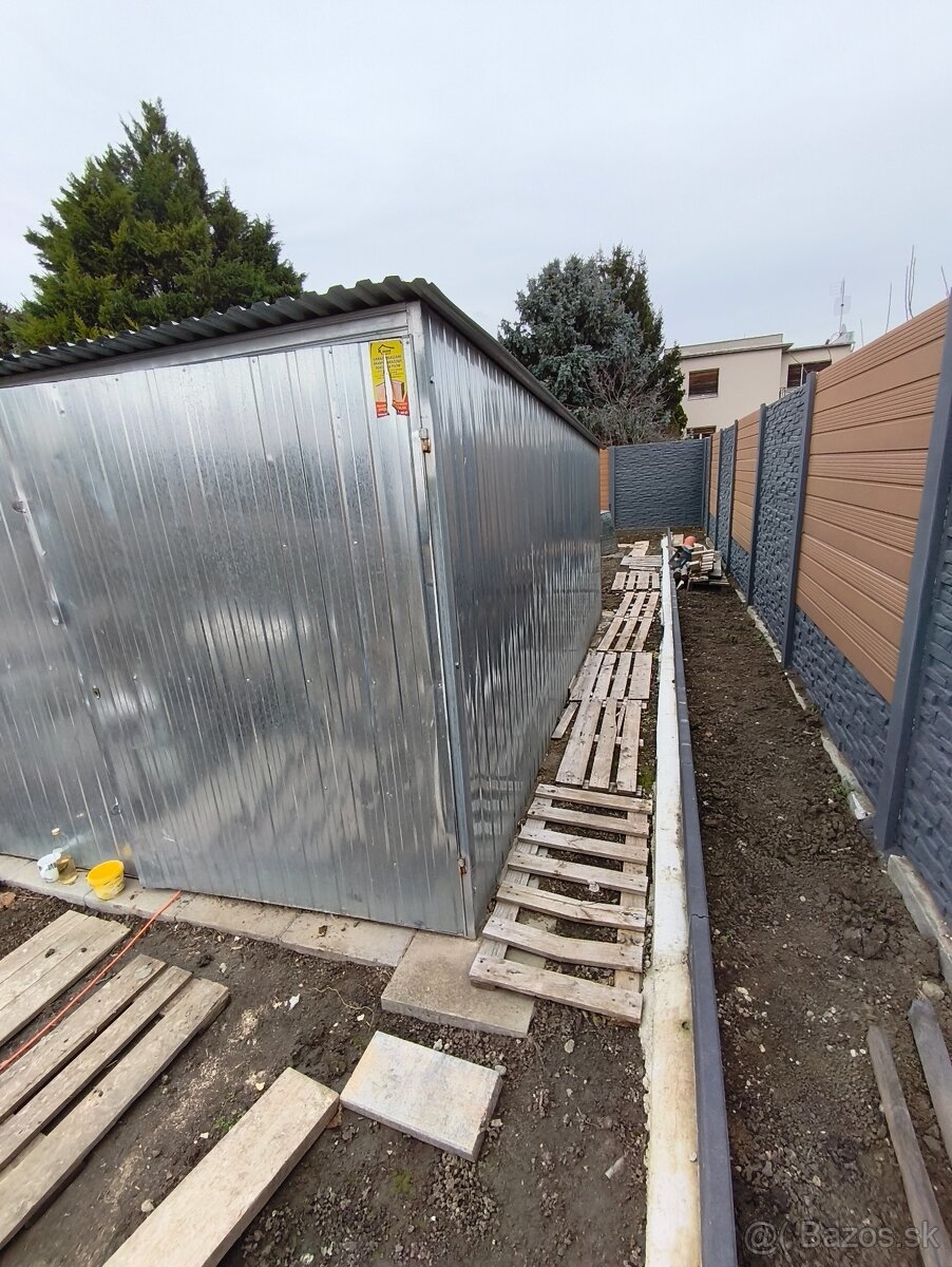 Stavebná búda - garáž - 2
