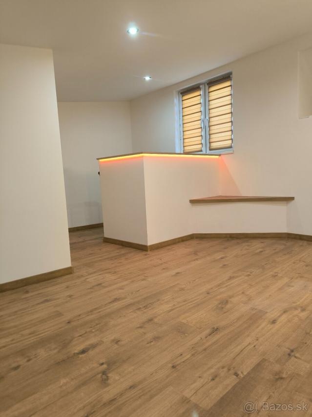Prenájom 3 izbového bytu v centre - 2
