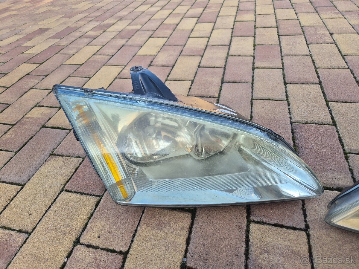 Predám použivane svetla na ford focus Mk2 - 2