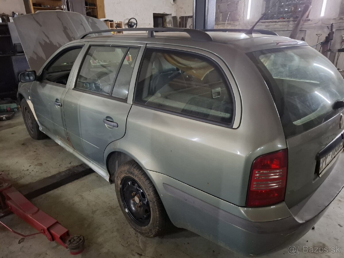 Škoda Octavia combi 1,6 - 2
