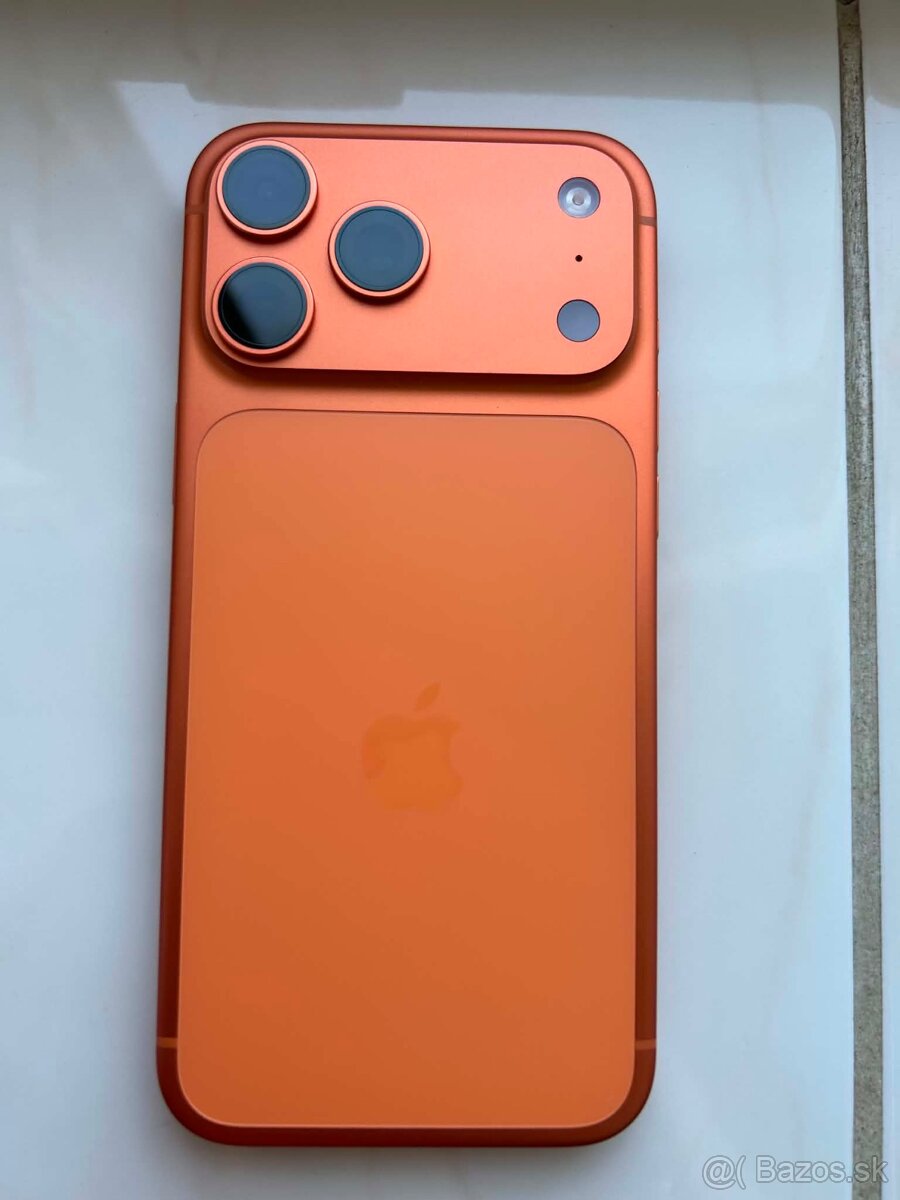 iPhone 17 Pro Max Cosmic Orange - 2