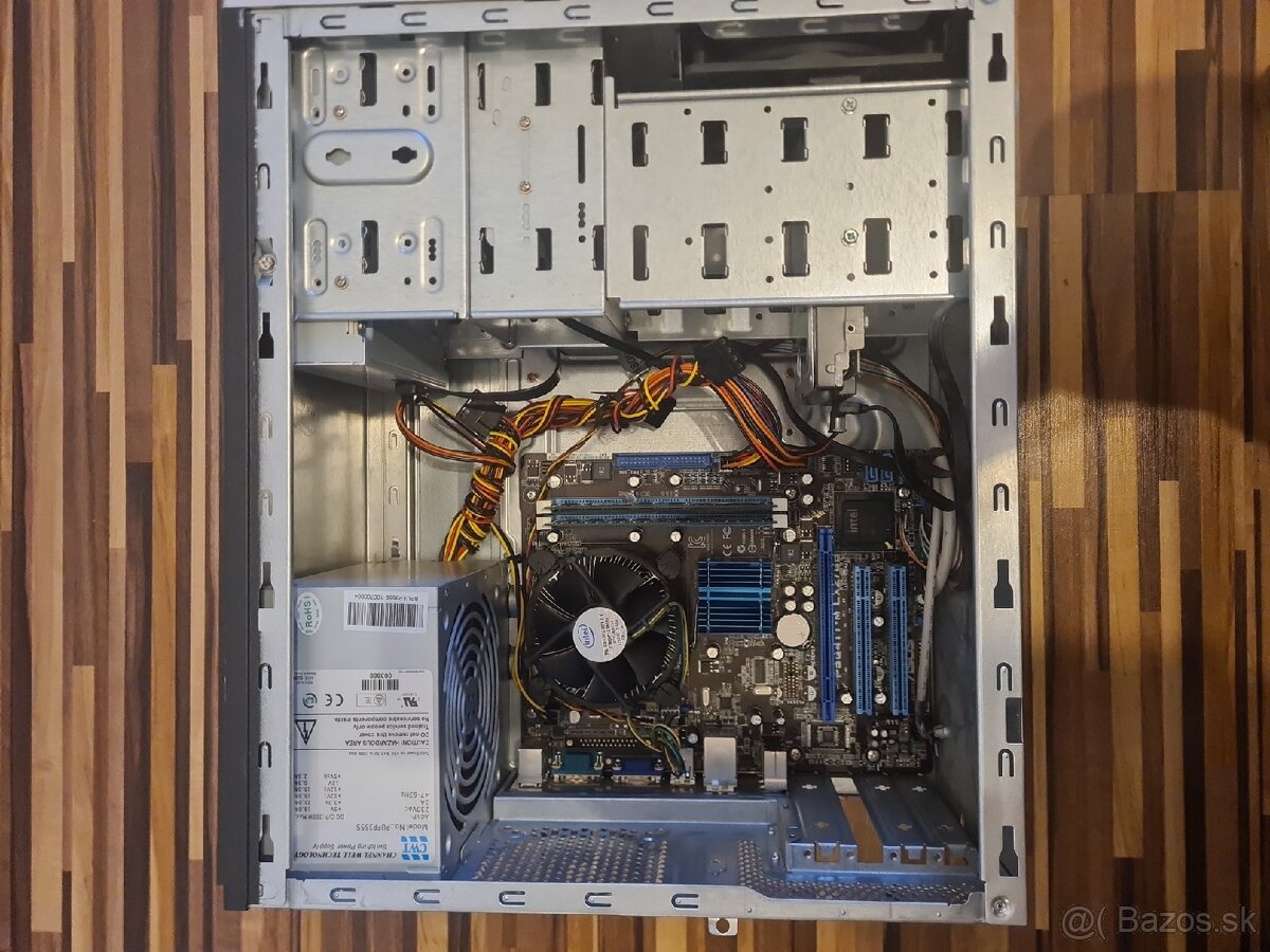 Kompletna PC zostava Prestigio - 2