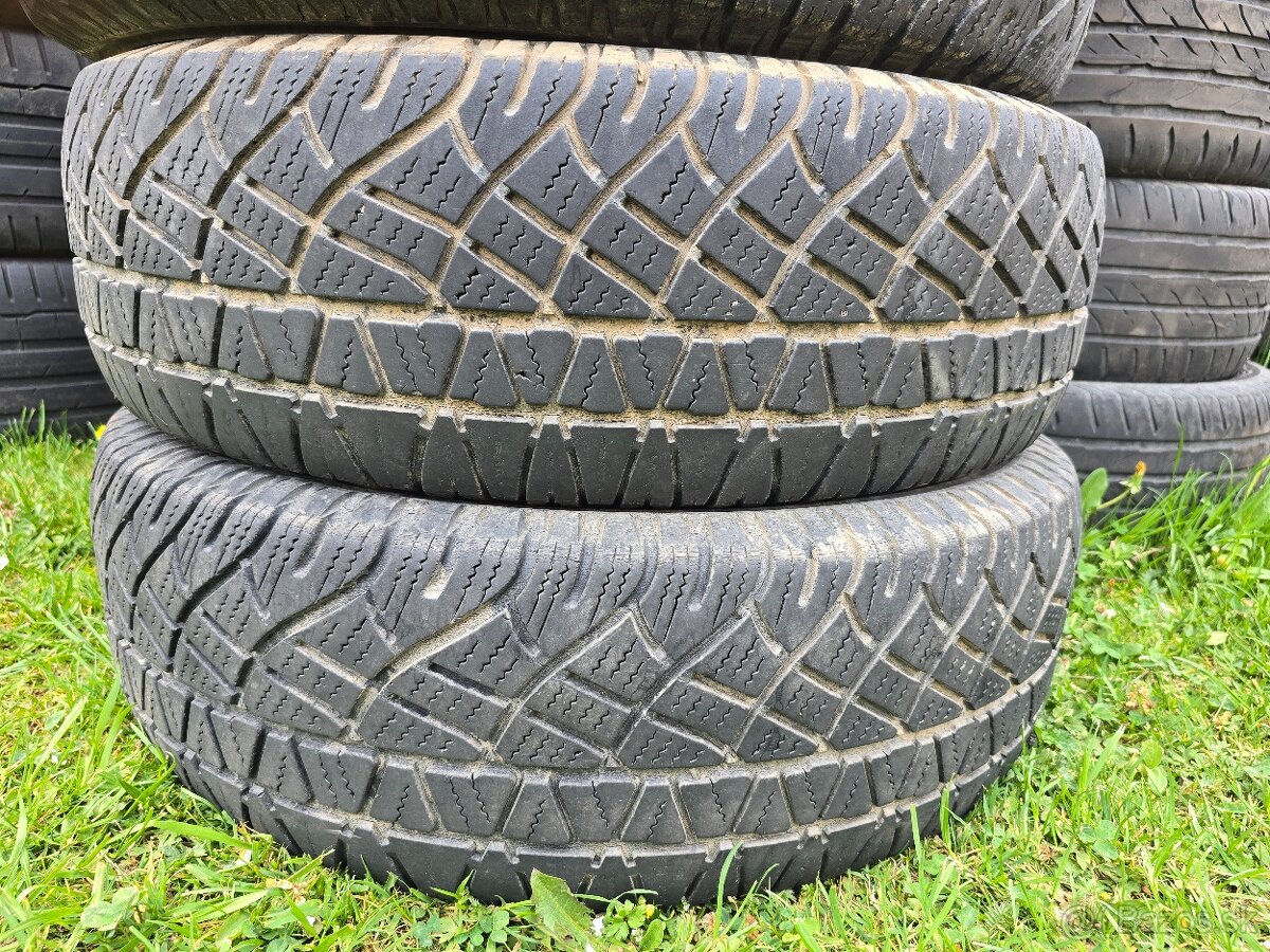 235/70R16 celoročne pneu Michelin - 2