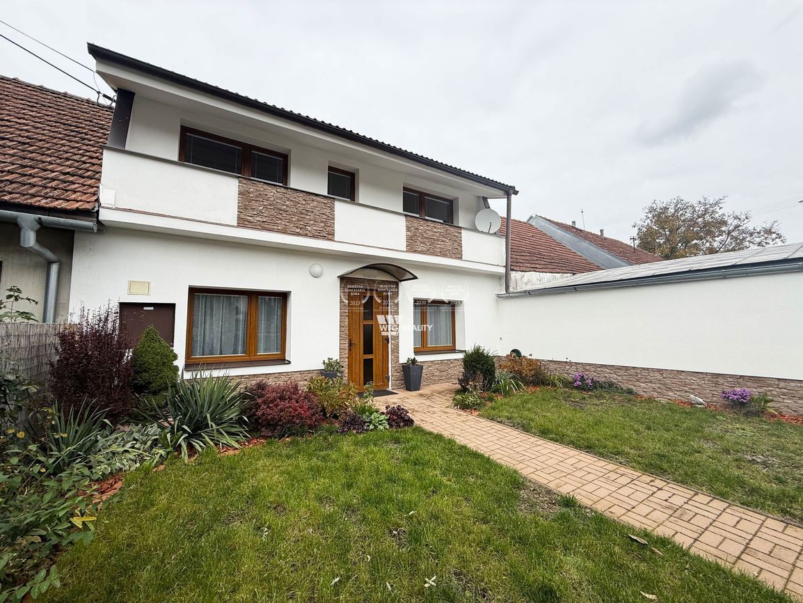 Rodinný dom v centre obce Višňové pri Žiline - 2