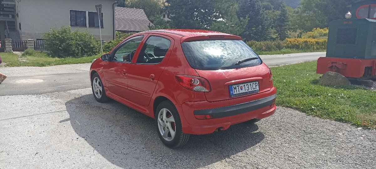 Peugeot 206+ - 2