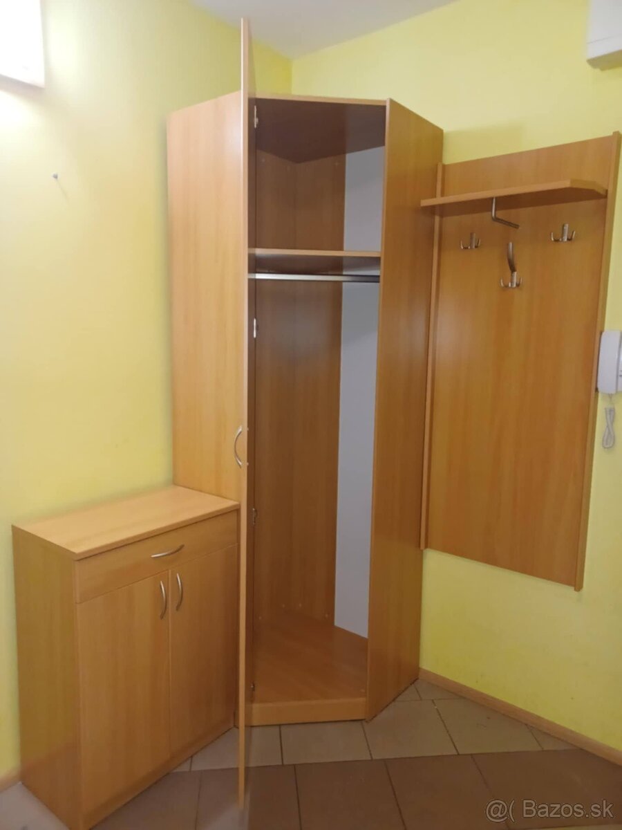 Chodbová zostava - 2