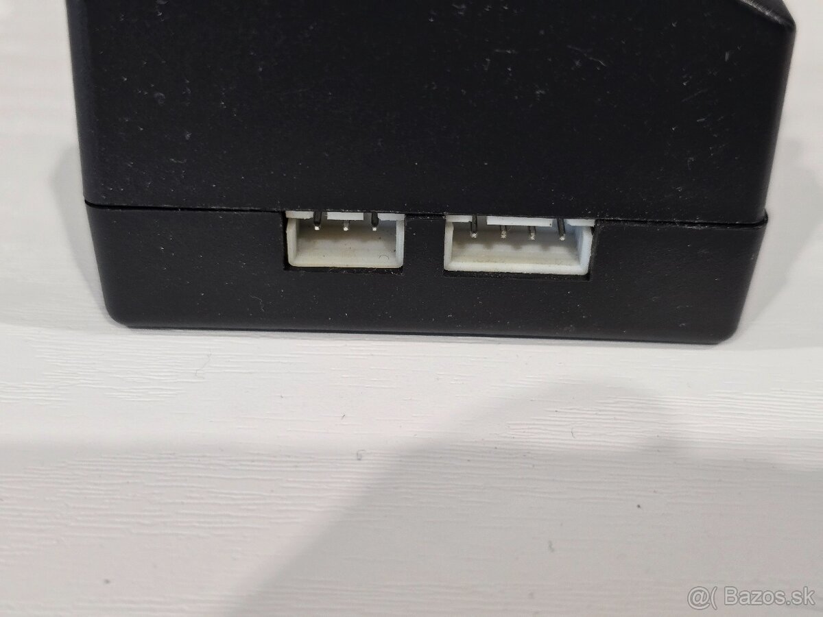 Nabijacka na 2-3S baterky 10e - 2