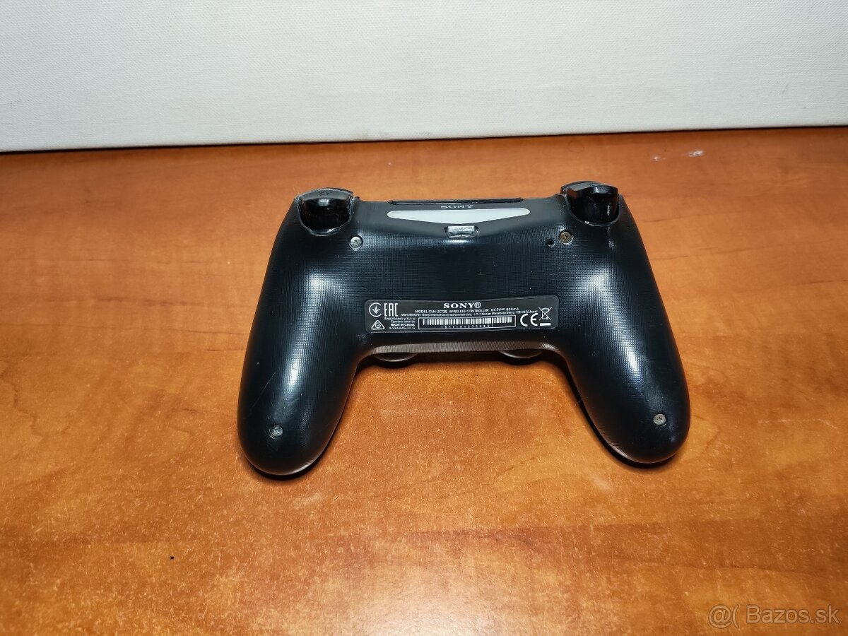 Playstation 4 ovládač. - 2