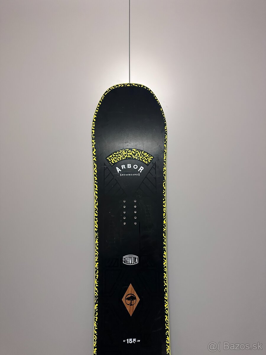 Predám snowboard Arbor - 2