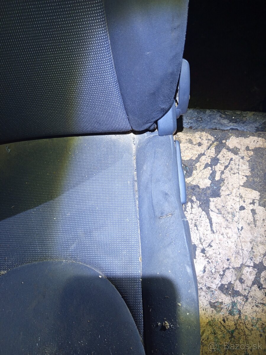 Sedačky Peugeot Expert 2008 - 2