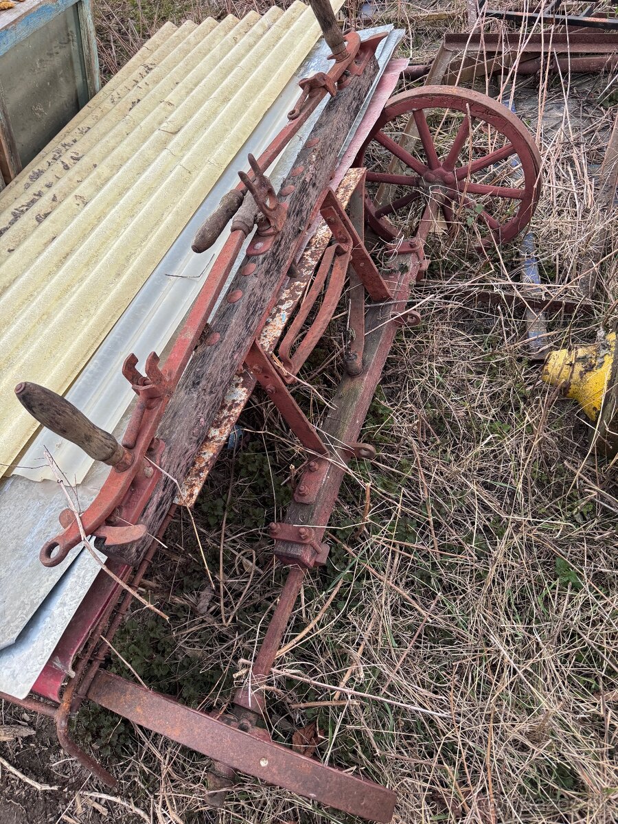 Originál predná časť konskej sejačky - 2