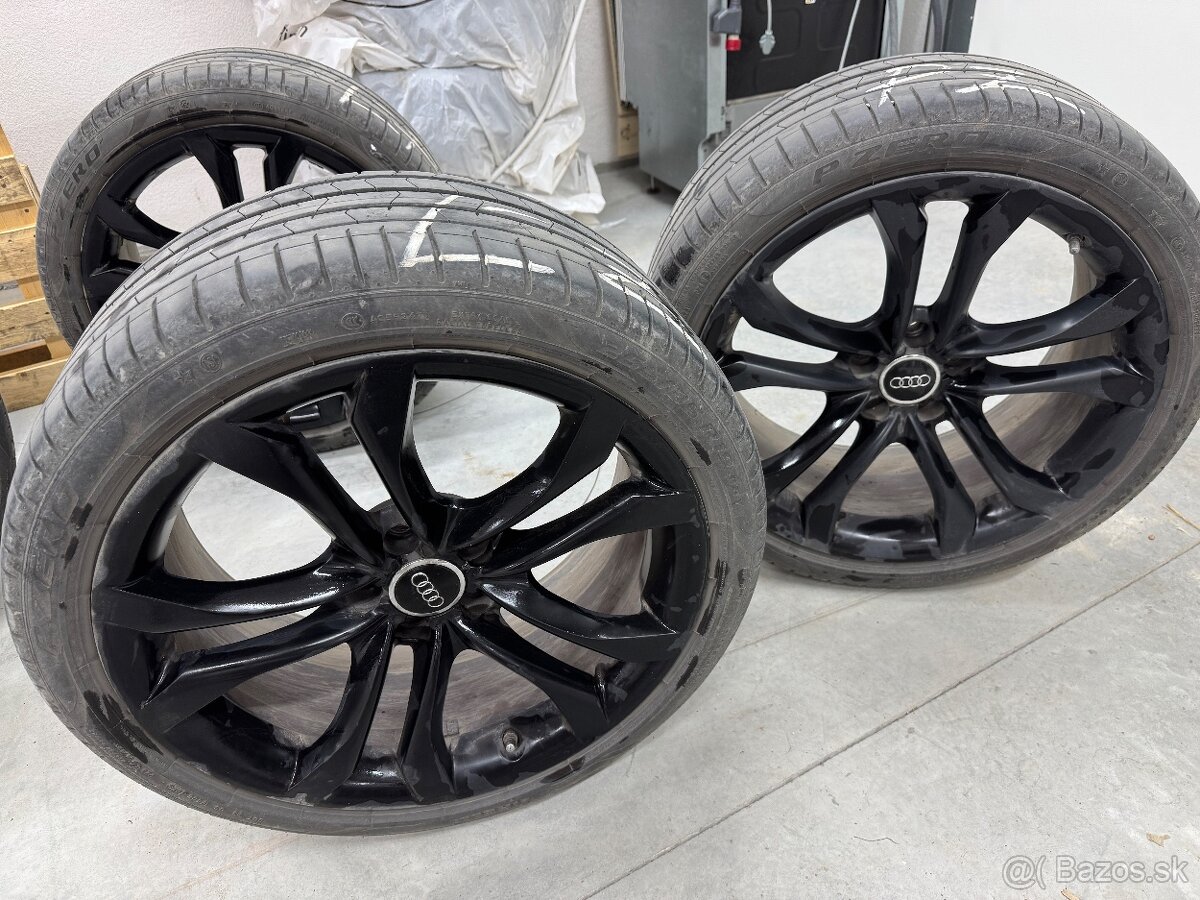 PIRELLI P-ZERO 255/35 R19 na originál Audi diskoch 19" - 2