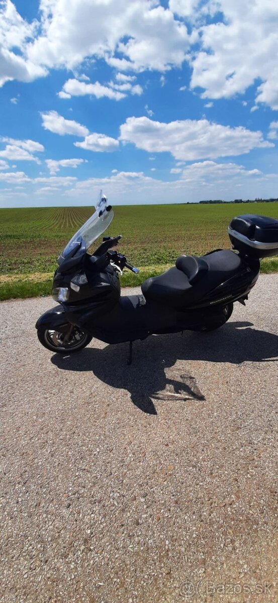 Suzuki Burgman 650 Exlusive - 2