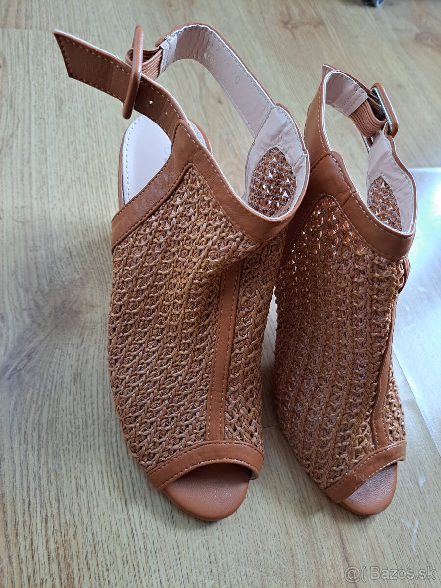 Hnedé sandále 40 - 2