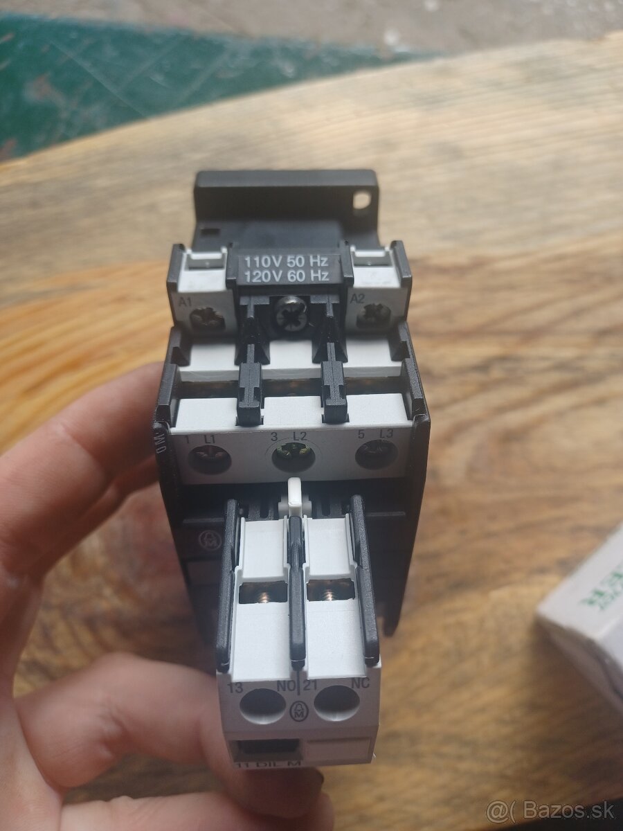 Stykač DIL0M/11 - 2