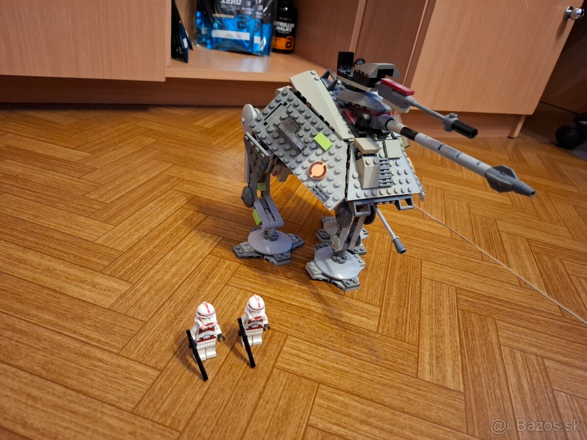 LEGO Star Wars 7671 AT-AP Walker - 2