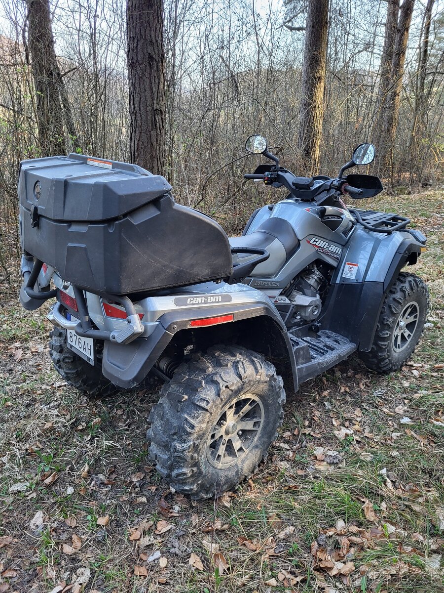 Can-am outlander 8oo max