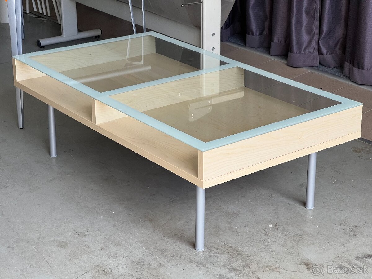 Konferenčný stolík MAGIKER od IKEA - 2