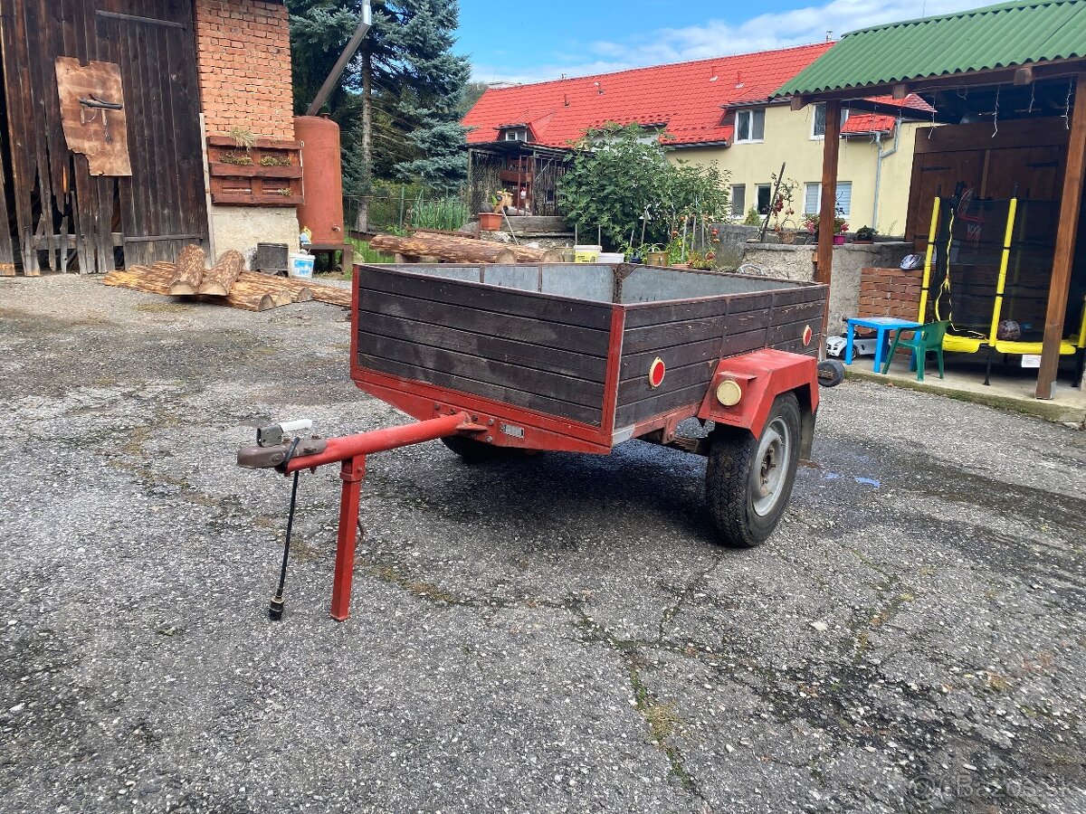 Prívesný vozík - 2