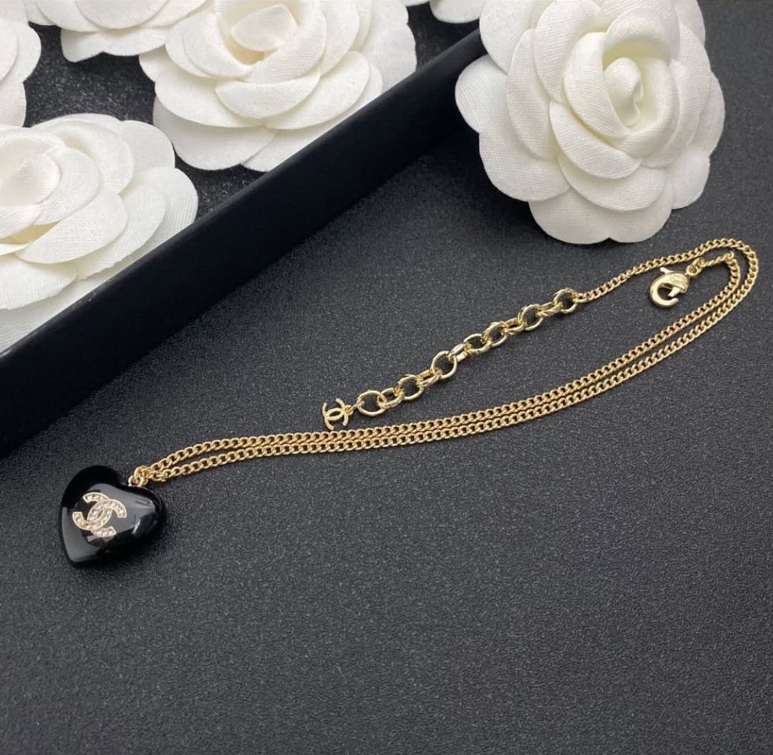 Náhrdelník Chanel-novinka - 2