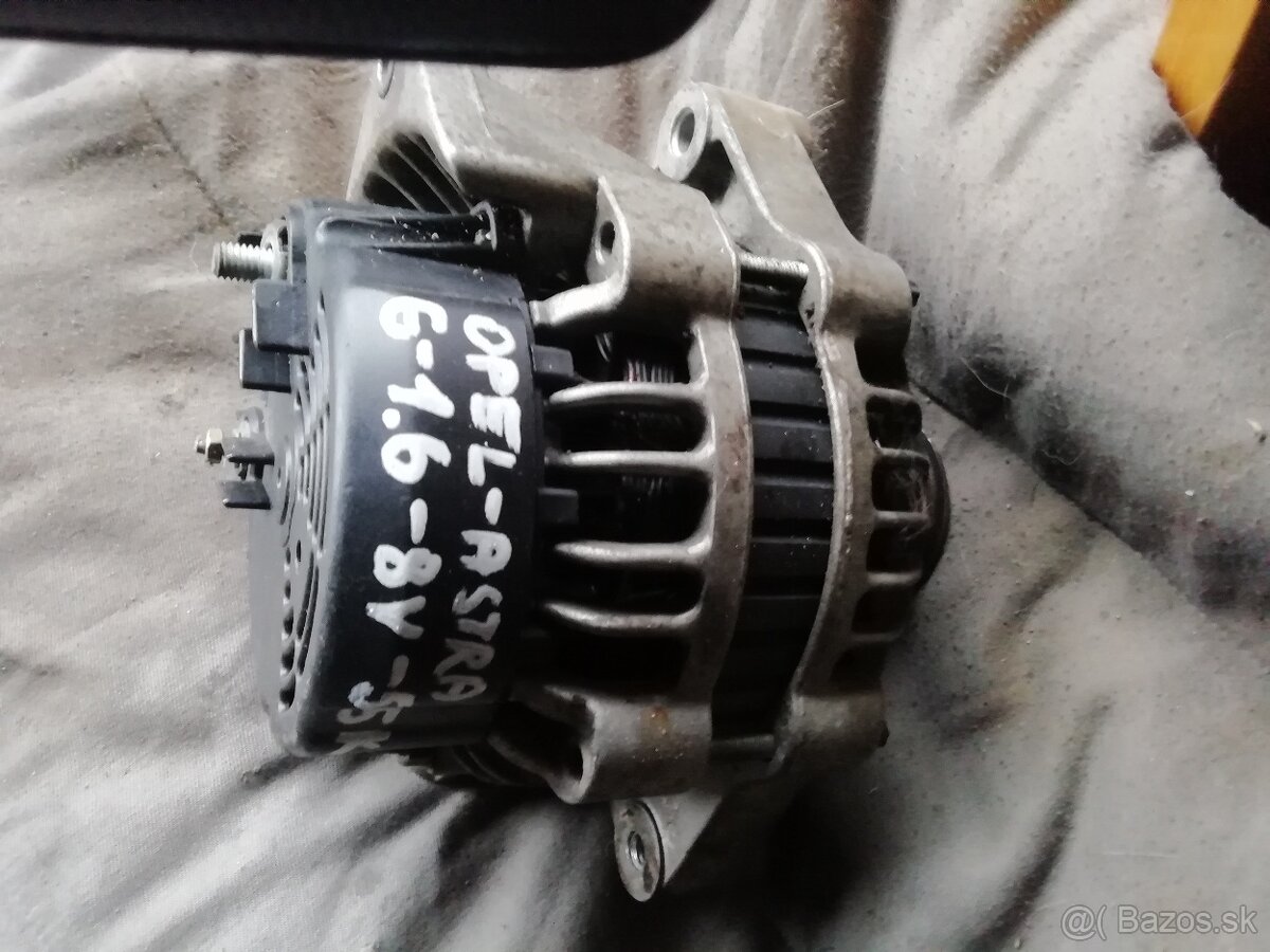 Opel Astra g alternátor - 2