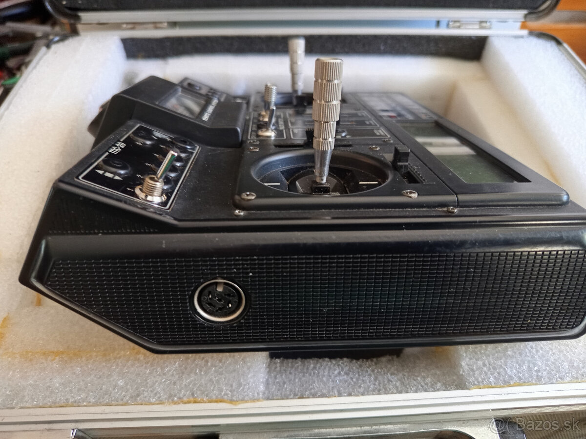 RC vysielač Graupner - 2