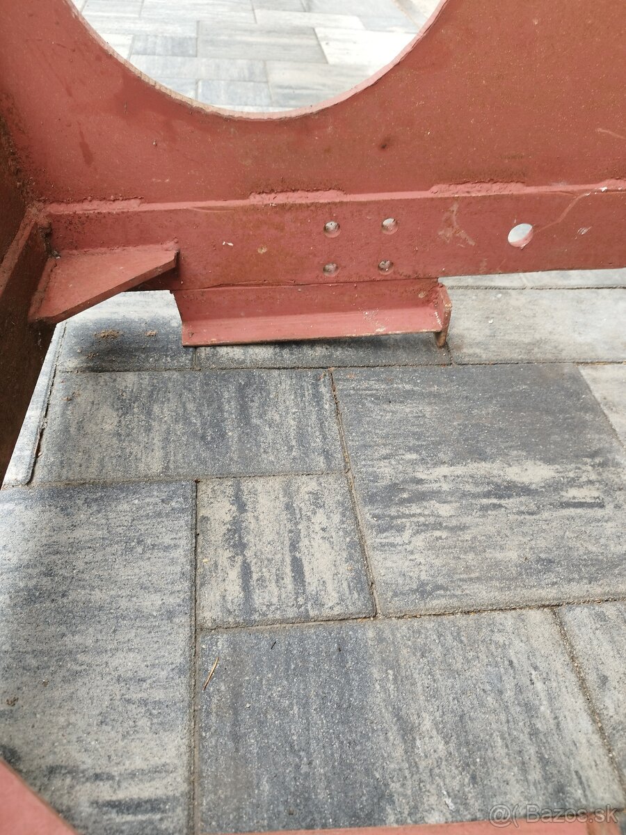 Predám rozrobený rampováč na Zetor - 2